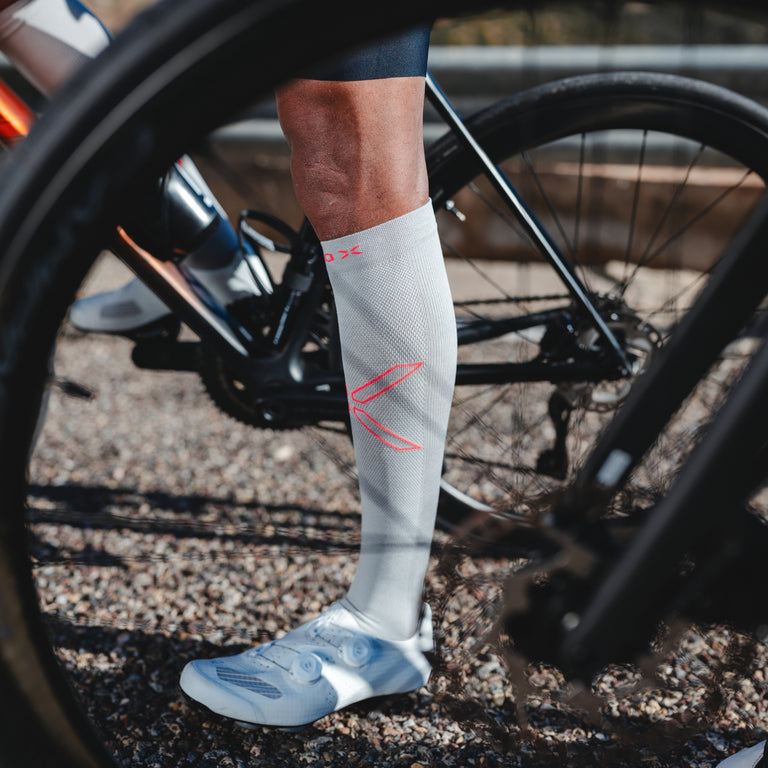 Cycling Socks Men Silver/Red